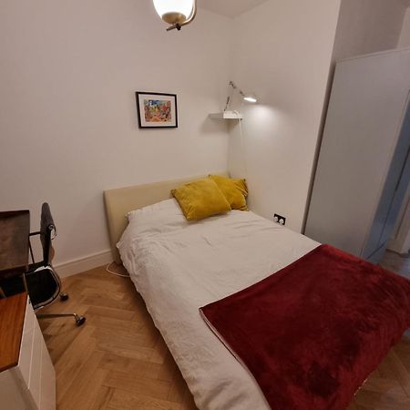 Bright Spacious Apartment In The Park ロンドン エクステリア 写真