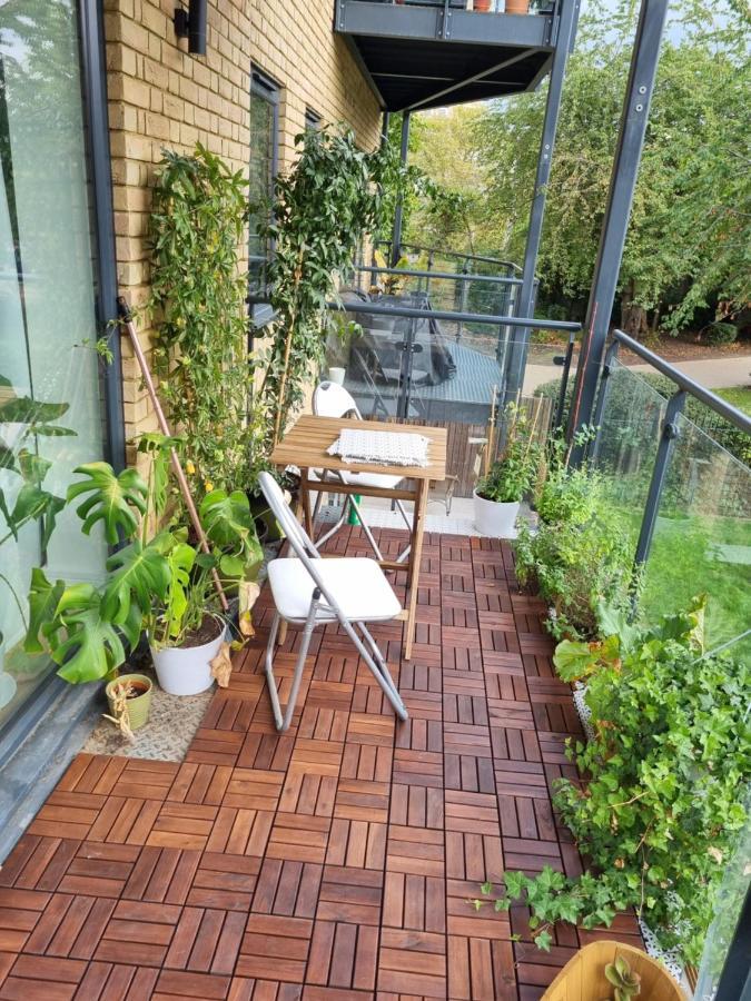 Bright Spacious Apartment In The Park ロンドン エクステリア 写真